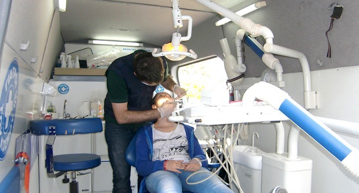 mdmgreece-missions-smile